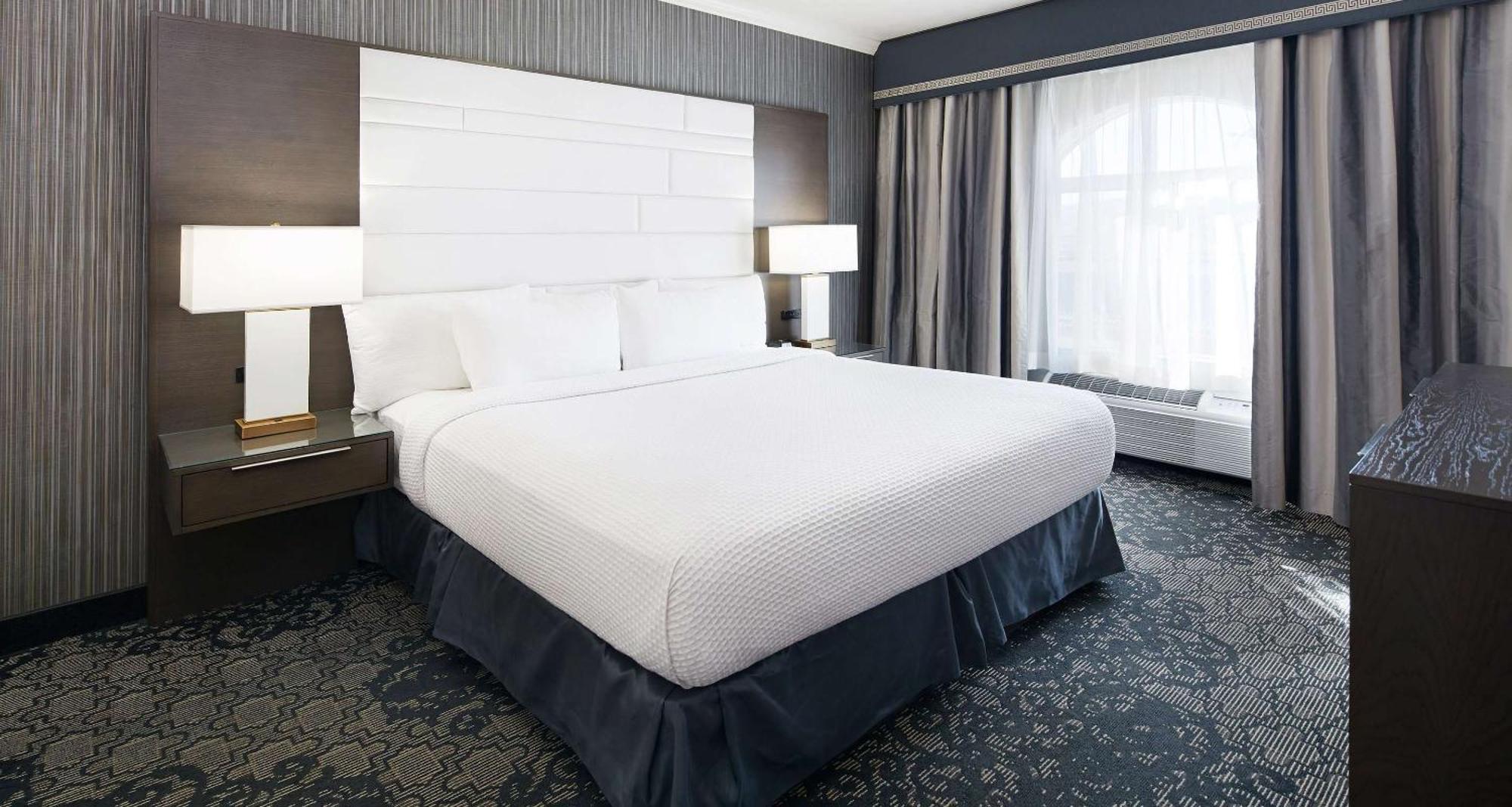 Best Western Plus Abbey Inn Σεντ Τζορτζ Εξωτερικό φωτογραφία